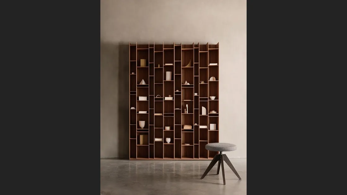 Pouf in tessuto e legno Flow di MDF Italia