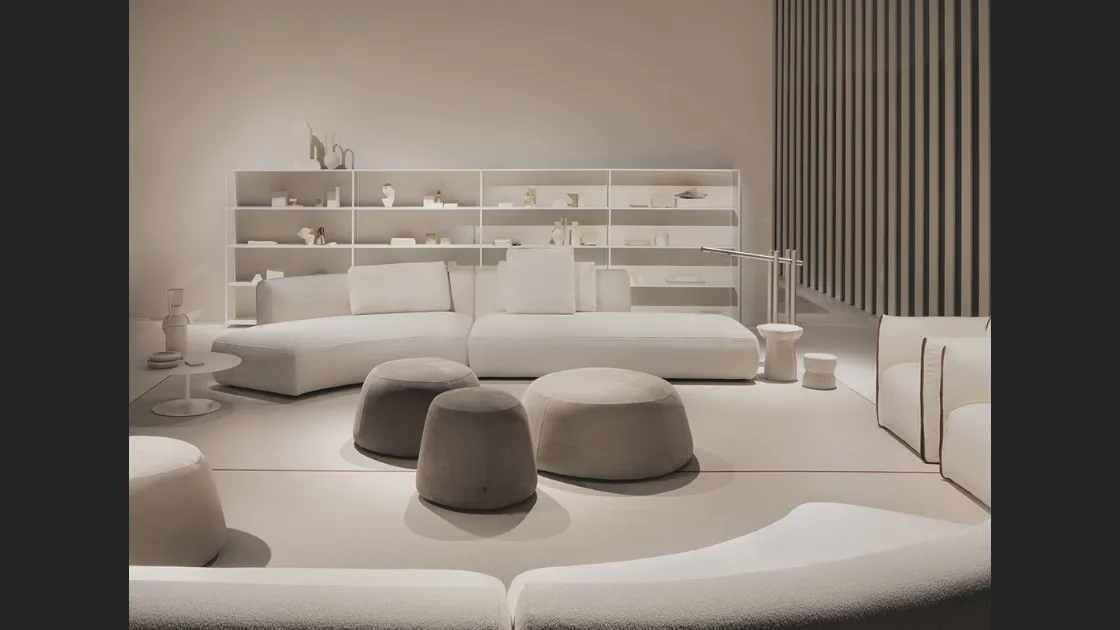 Pouf in pelle Fuji di MDF Italia