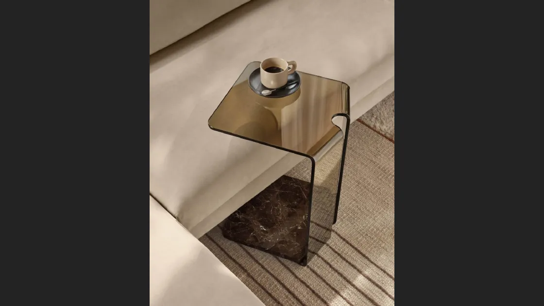Tavolino in vetro con base in marmo York di Fiam