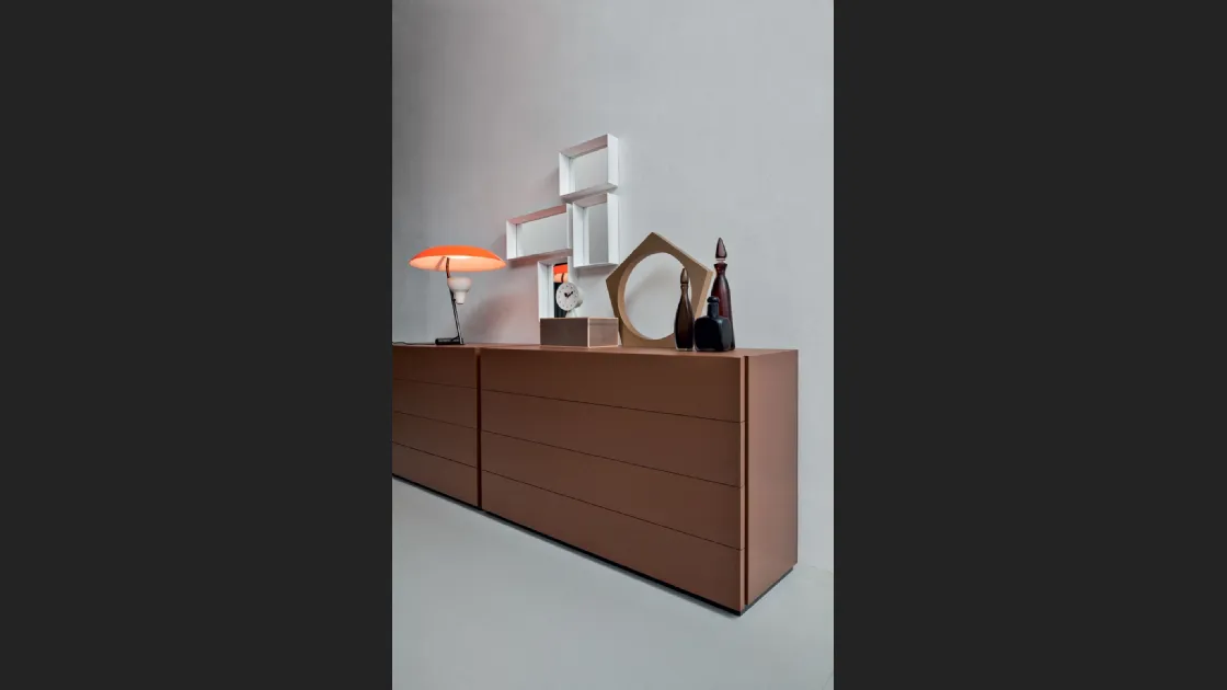 Comò in laccato opaco 606 di Molteni & C
