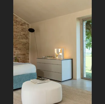 Comò in laccato opaco Juta di Flou