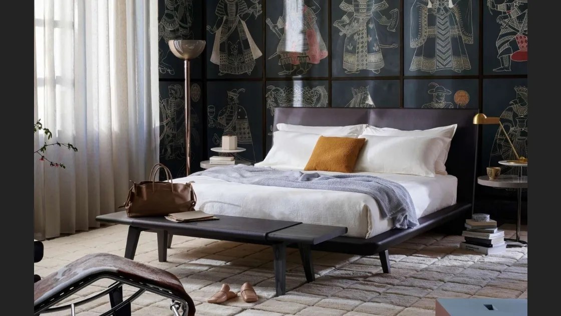 Lettoin pelle Acute di Cassina
