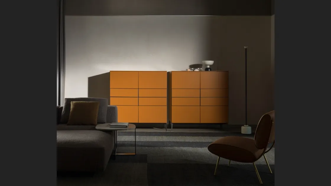 Madia alta 505 Up Sideboard 07 in laccato opaco di Molteni & C
