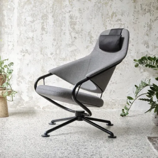 Poltrona di design in tessuto con struttura in metallo Citizen Highback di Vitra