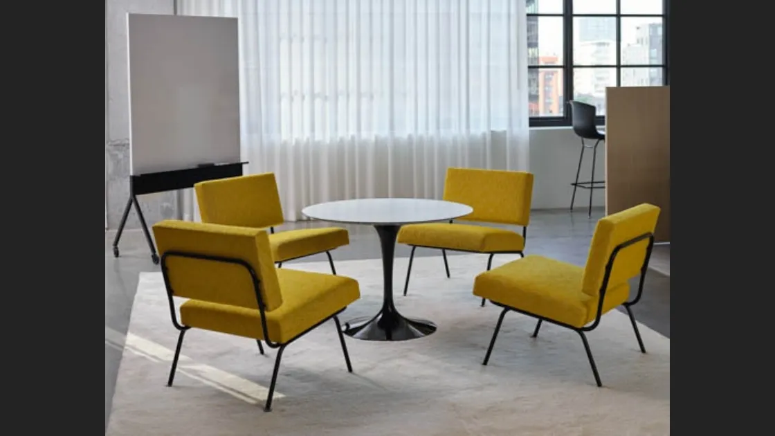 Poltroncina Florence Knoll™ Model 31 di Knoll