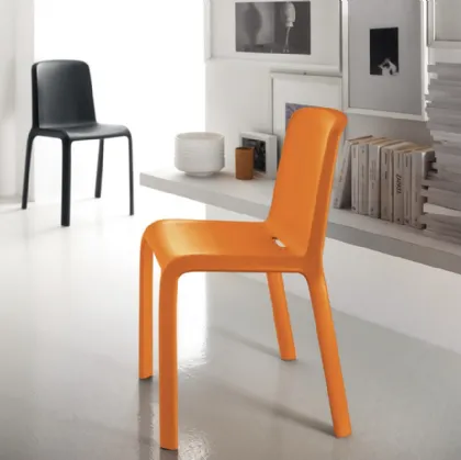 Sedia Snow 300 in polipropilene colorato di Scavolini