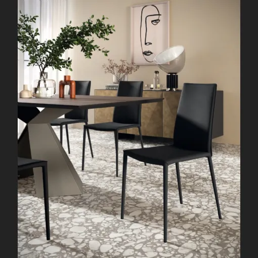 Sedia Unique in cuoio rigenerato di Scavolini