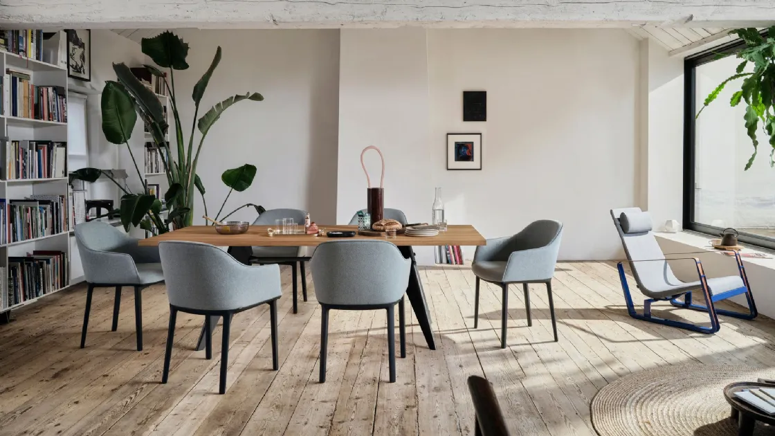 Tavolo in rovere EM Table di Vitra