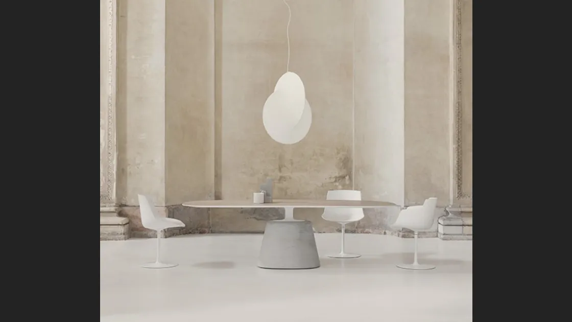 Tavolo Rock Table Maxi in Rovere e cemento di MDF Italia