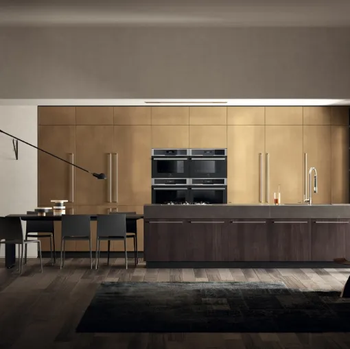 Cucina Moderna Mood Noce Saxony e laccato Stained Brass di Scavolini