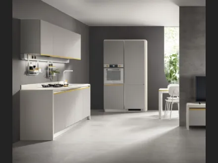 Cucina Moderna Dandy Plus Grigio con maniglia Giallo Senape di Scavolini