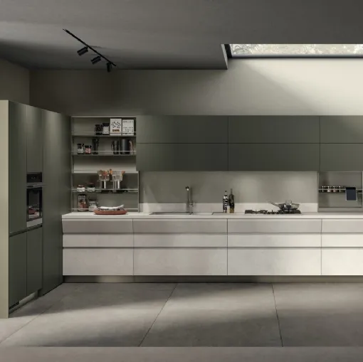 Cucina su misura Motus 05 in Pietra Solar e laccato opaco Verde Minerale di Scavolini
