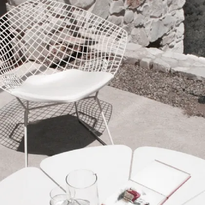 Poltroncina da giardino Bertoia Diamond Chair Outdoor di Knoll