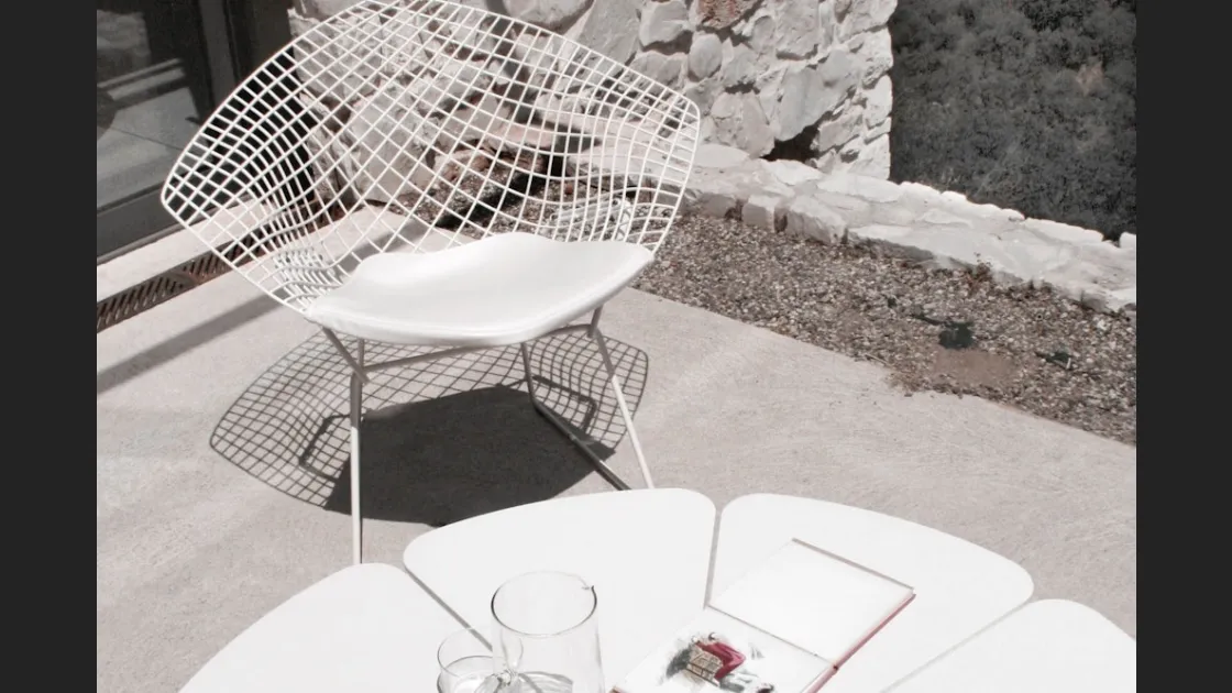 Poltroncina da giardino Bertoia Diamond Chair Outdoor di Knoll