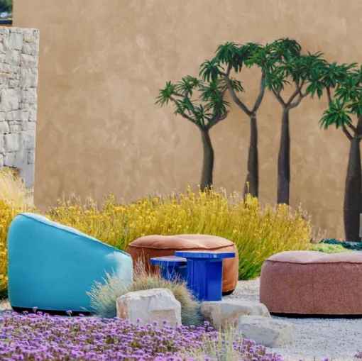 Poltroncina e Pouf imbottiti Outdoor Island di Pedrali