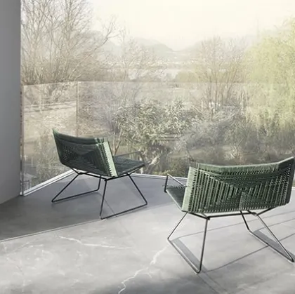 Poltroncina in intreccio di Corda Neil Twist Armchair di MDF Italia