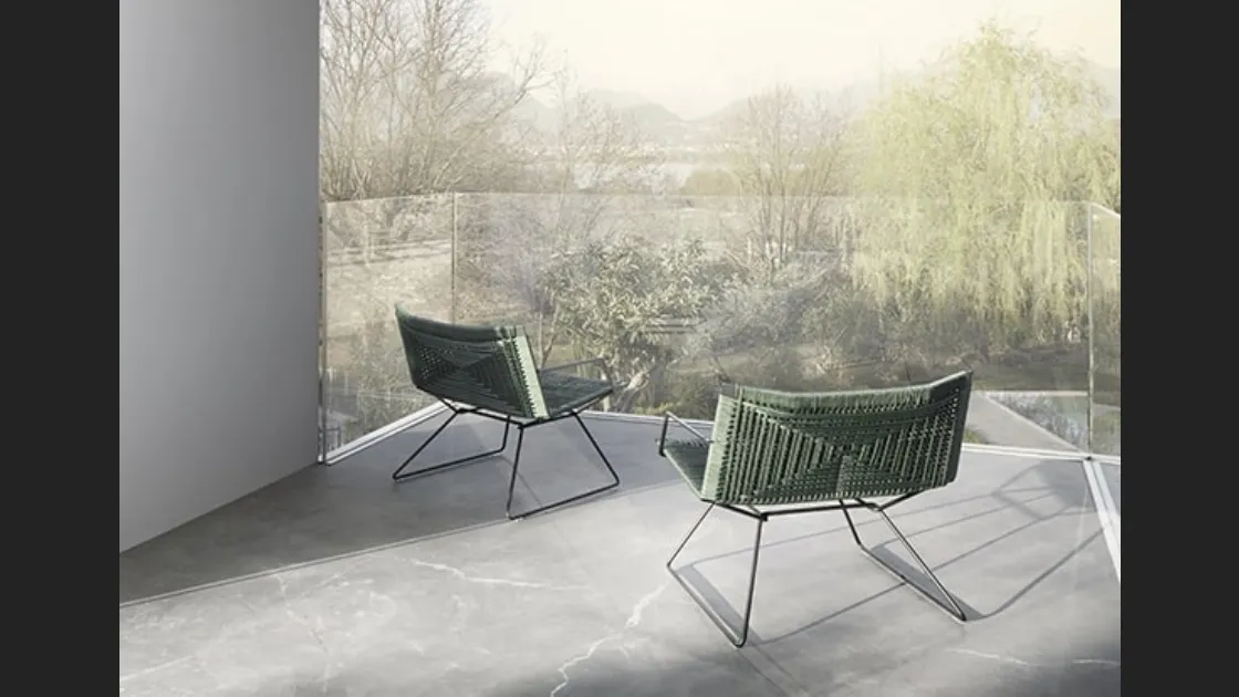 Poltroncina in intreccio di Corda Neil Twist Armchair di MDF Italia