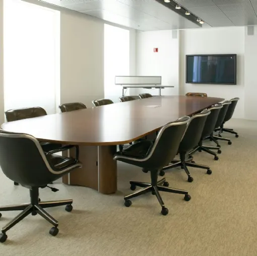 Scrivania Operativa Propeller Conference Table di Knoll