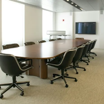 Scrivania Operativa Propeller Conference Table di Knoll